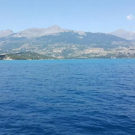 Maison Proche Embrun Holiday home *